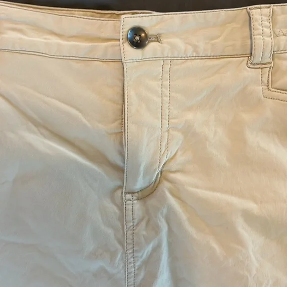 Eddie Bauer lot - 2 Travex travel skirts women’s size 12, gray and light tan - Picture 3 of 11